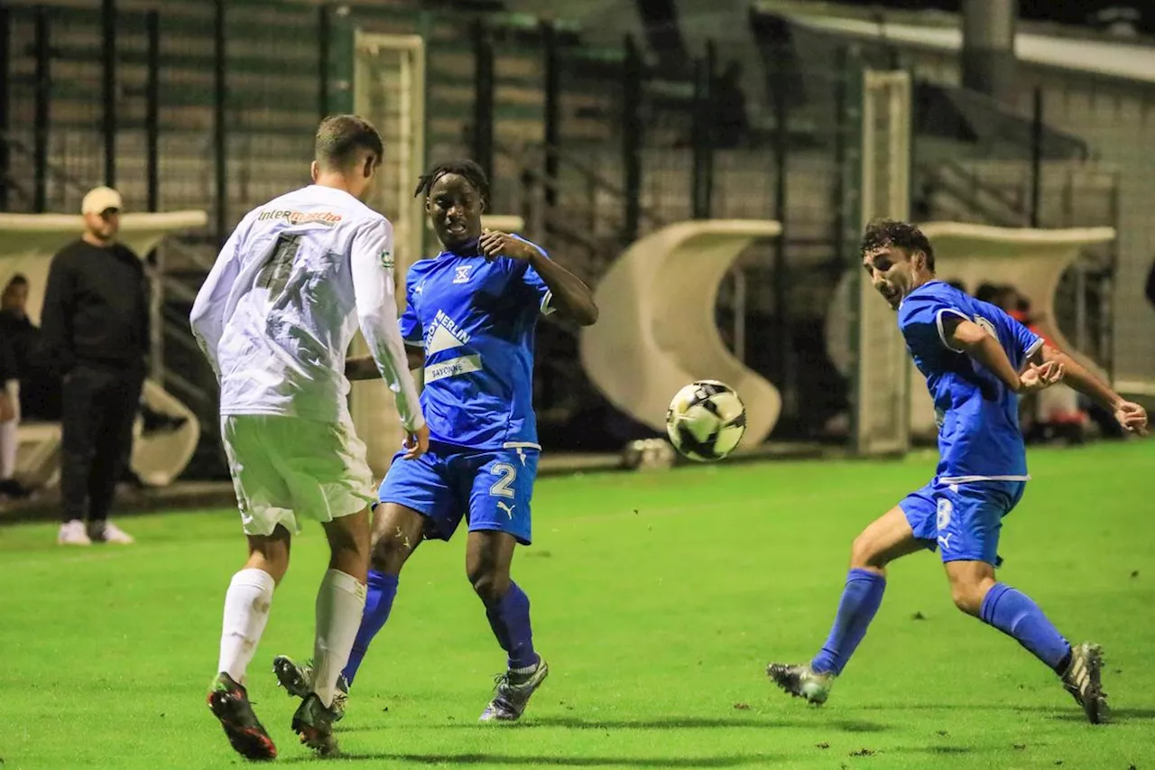 Football (Nouvelle-Aquitaine) : les Croisés de Bayonne en haut de l’affiche en R2