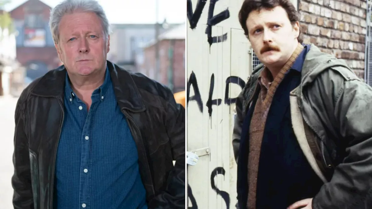 Coronation Street star Charlie Lawson burns final bridges with soap as he slams bosses in autobiography...