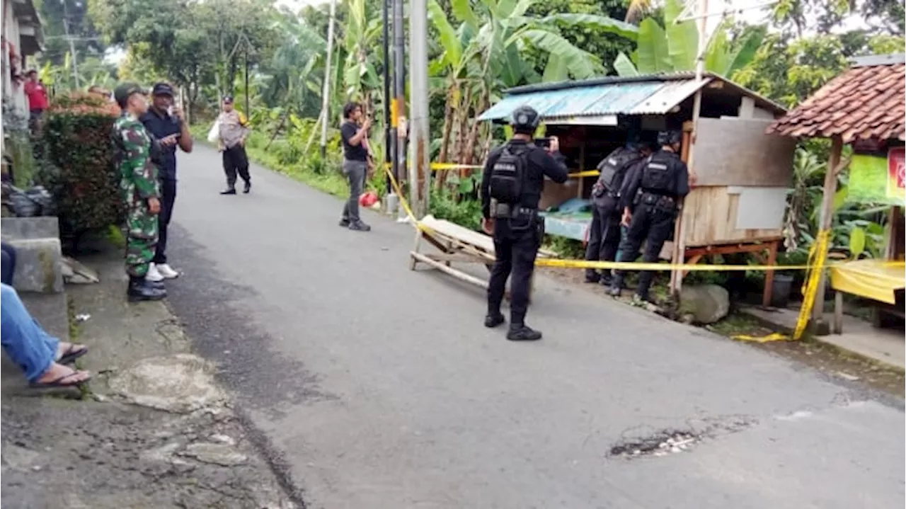 Geger Warga Bogor Temukan Granat Tangan, Petugas Langsung Ledakan di Lapangan