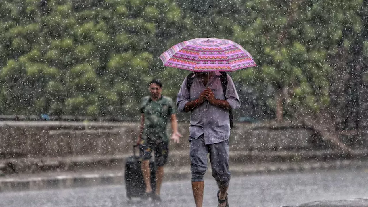 Karnataka Rain: ರಾಜ್ಯದ ಈ ಜಿಲ್ಲೆಗಳಲ್ಲಿ ಮುಂದಿನ 2 ವಾರ ರಣಭೀಕರ ಮಳೆ; ಗುಡುಗು-ಮಿಂಚು ಸಹಿತ ಬಿರುಗಾಳಿ ಆರ್ಭಟದ ಎಚ್ಚರಿಕೆ!