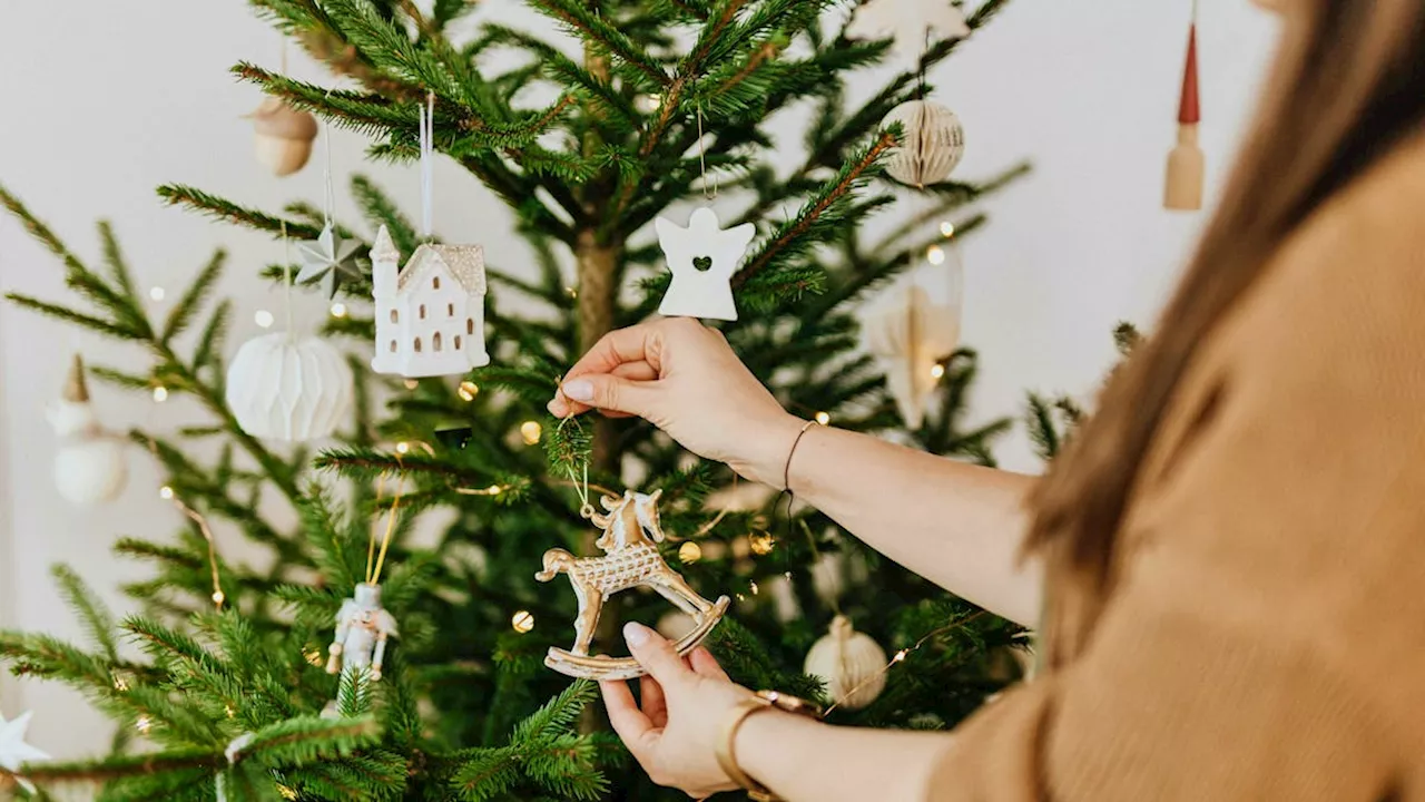 Wer bereits für Weihnachten dekoriert, könnte narzisstisch sein