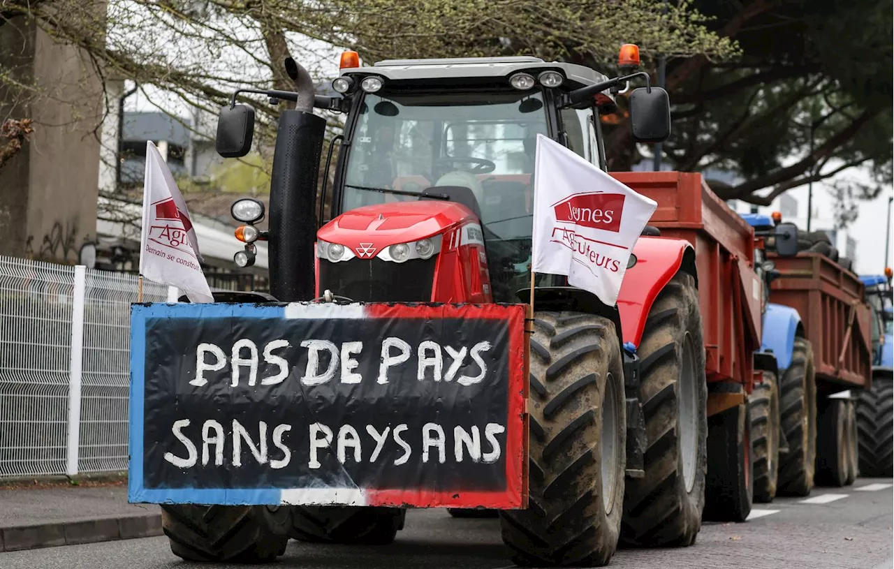 Loiret : Les agriculteurs distribuent des produits locaux aux barrages filtrants