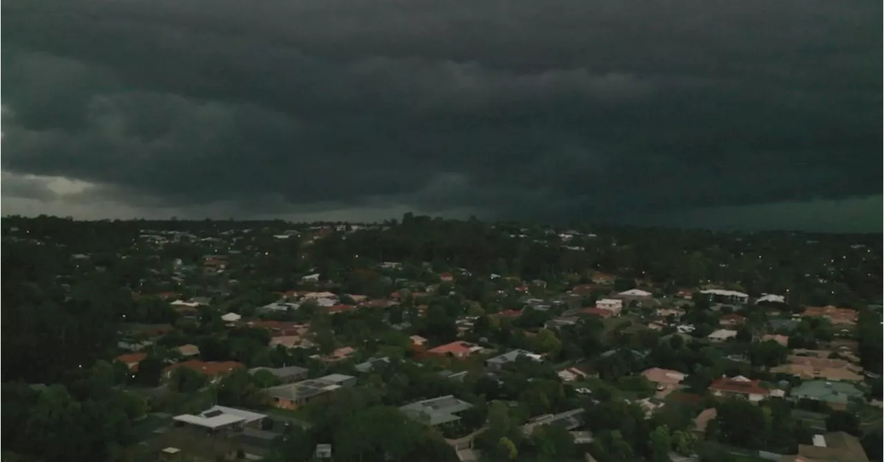 Heavy rain sparks flash flooding across south-east Queensland