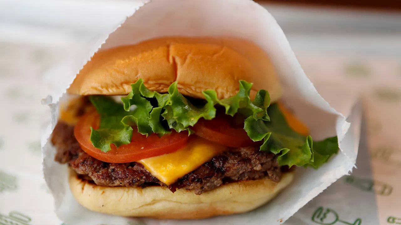 Shake Shack cheeseburgers to be served in first class on Delta flights