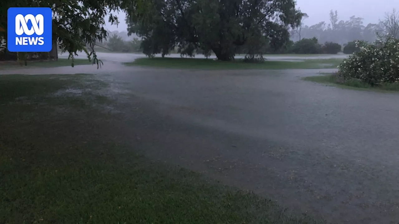 Heavy rainfall leads to flash flooding in parts of south-east Queensland, with more wet weather to come