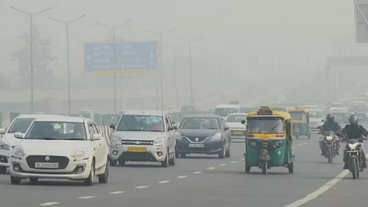 Pollution: दिल्ली में चला रहे हैं गाड़ी तो हो जाएं सावधान! इन पेट्रोल-डीजल वाहनों पर है ₹ 20,000 का जुर्माना