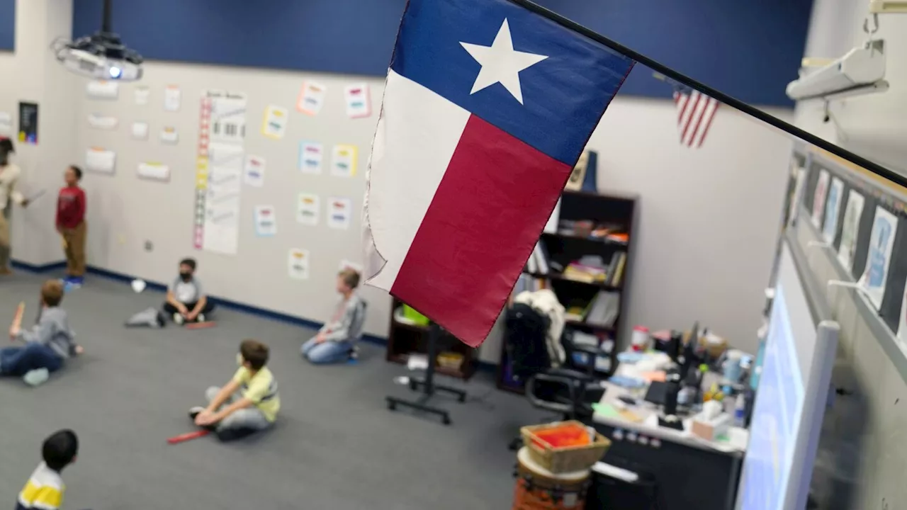 Texas board advances plan to allow Bible material in elemetary school lessons