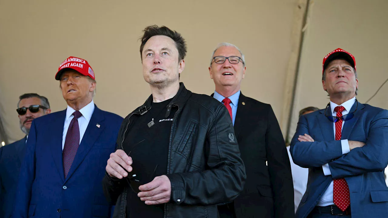 Trump beim „Starship“-Start: Musk zeigt Trump seine Superrakete