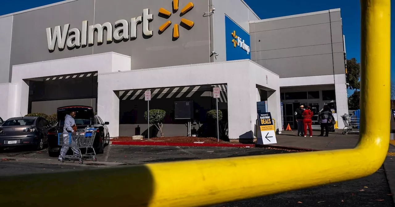 Walmart Raises Outlook on Strong Spending From Value-Seekers