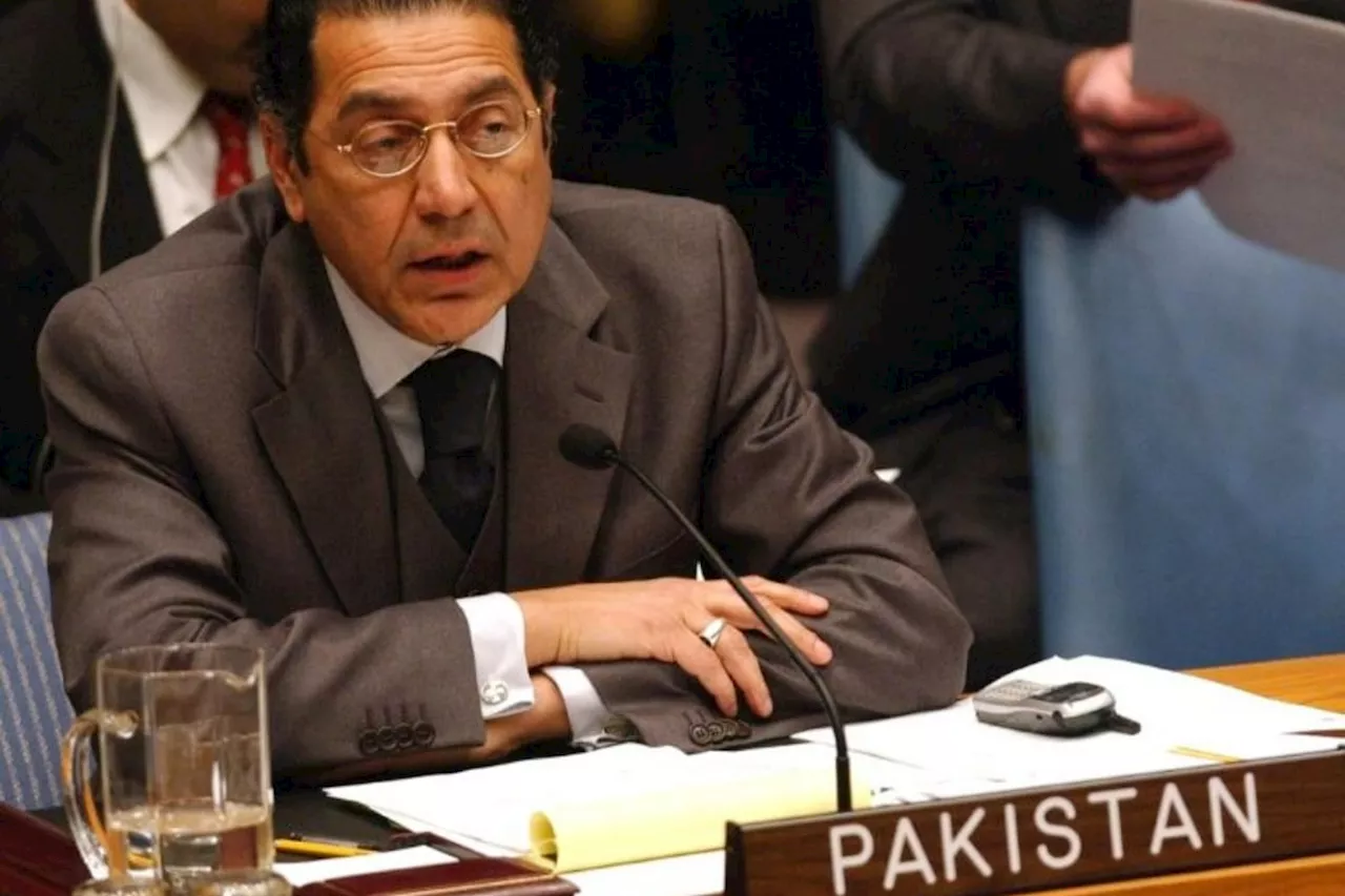 Pakistan’s resolution reaffirming peoples right to self-determination adopted unanimously