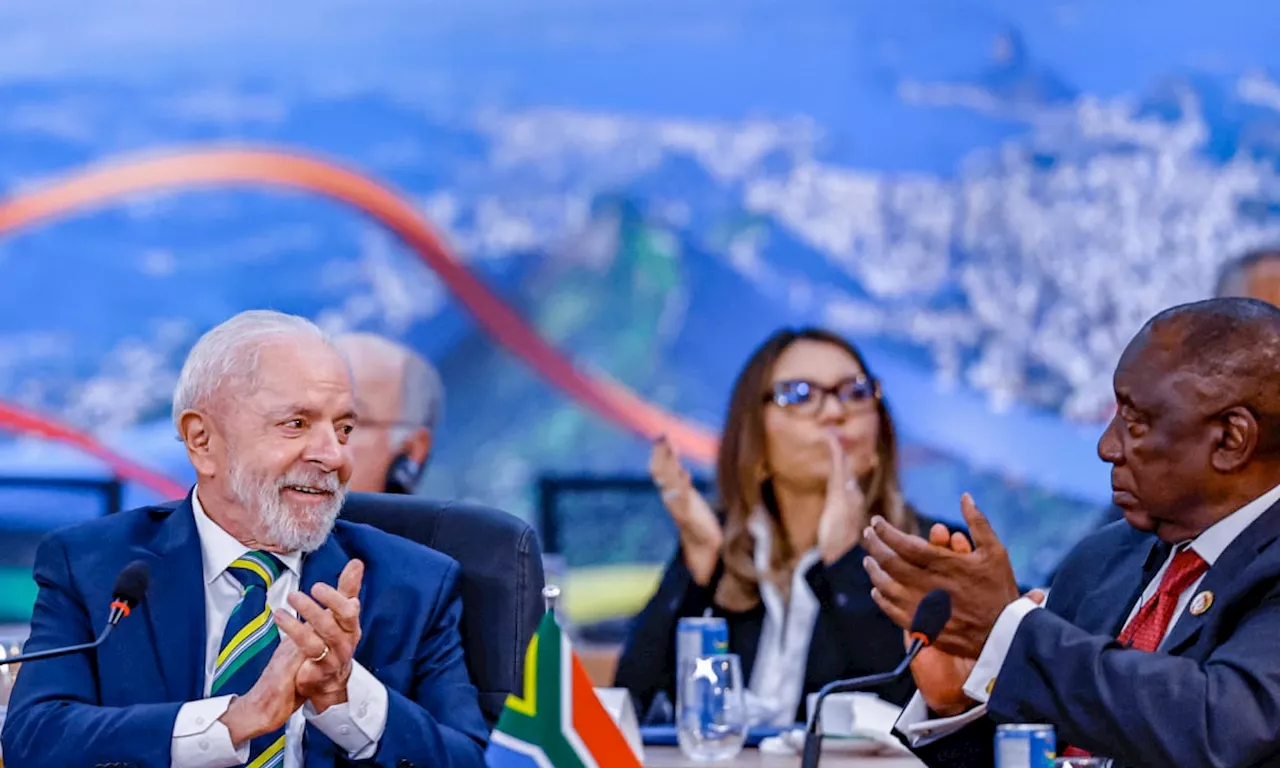 Lula encerra a reunião de líderes e transfere a presidência do G20 à África do Sul