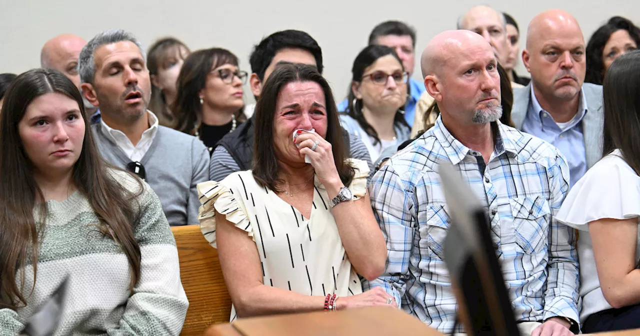 Last frantic texts sent by Laken Riley's mother before student found dead revealed in court