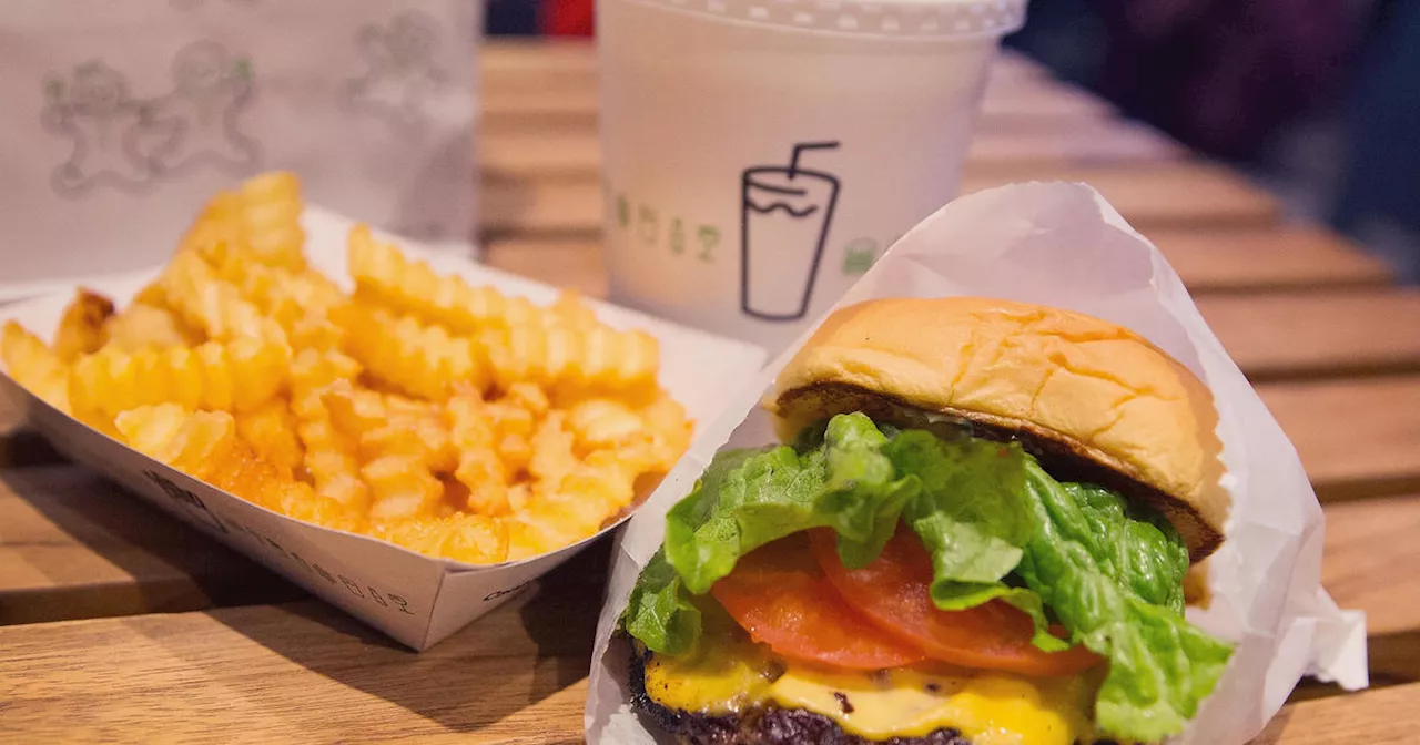 Delta will start serving Shake Shack on flights. But there's a catch.