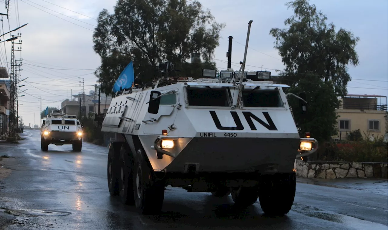  Guerre au Proche-Orient : quatre Casques bleus blessés 'probablement' par un tir d''acteurs non étatiques' au Liban, selon la FINUL