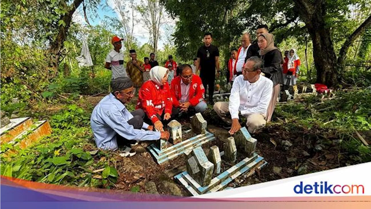 Danny Pomanto Ziarah Makam-Kampanye Pilgub di Kampung Istri di Ponre Bone