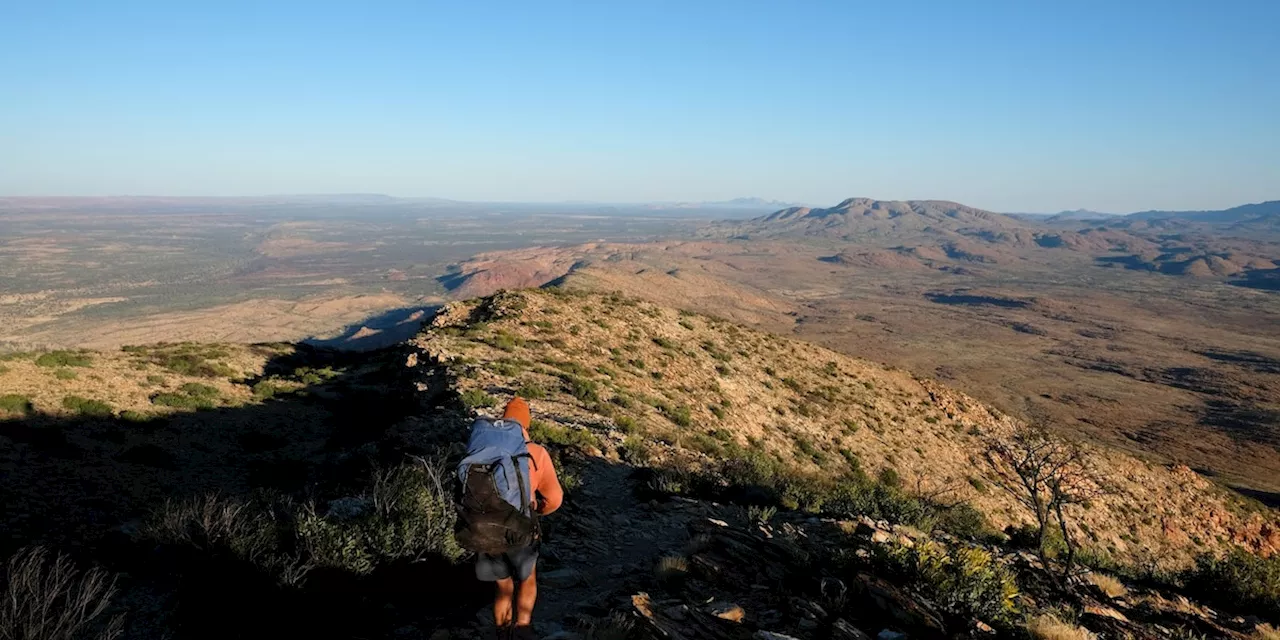 Zu Fuß im Outback: Wüstenwunderweg: Wandern im Herzen Australiens