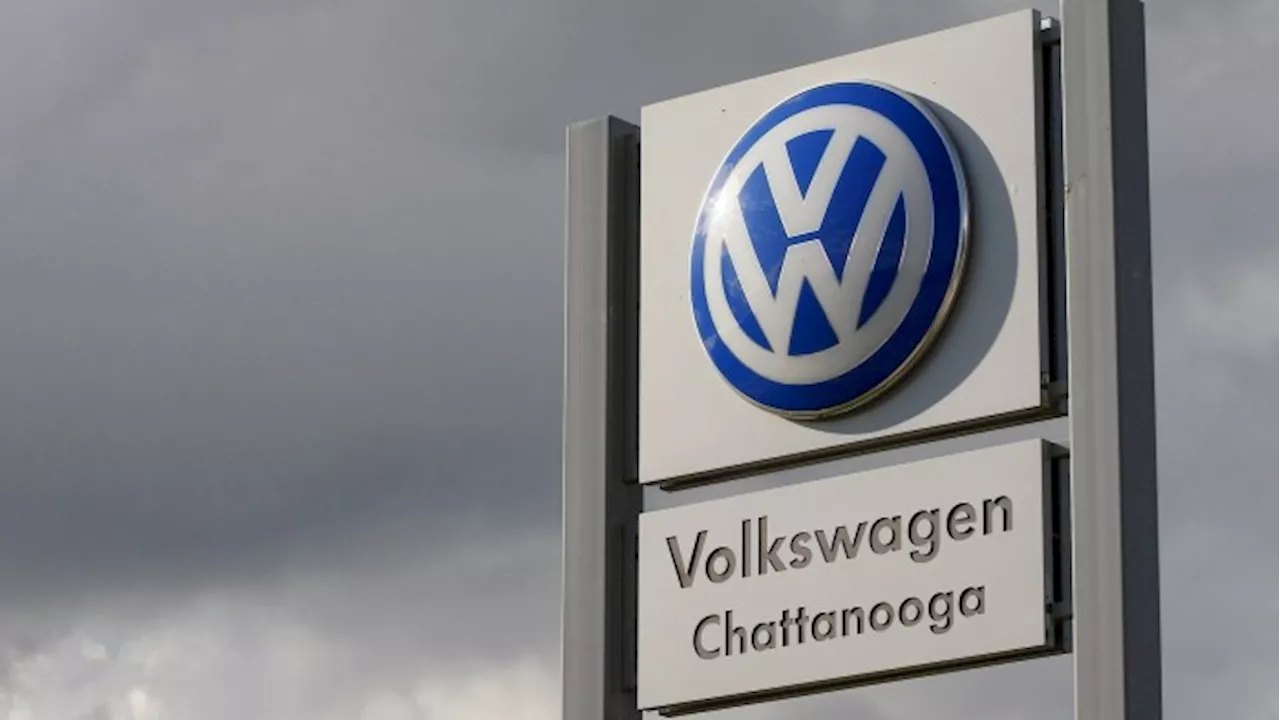 Head of Volkswagen’s North American division steps down