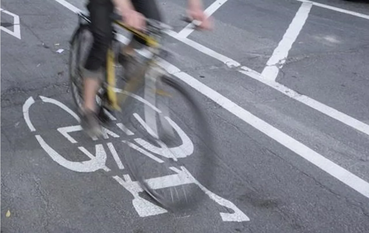 As new bike paths hit Montreal, why this local group is mulling legal action