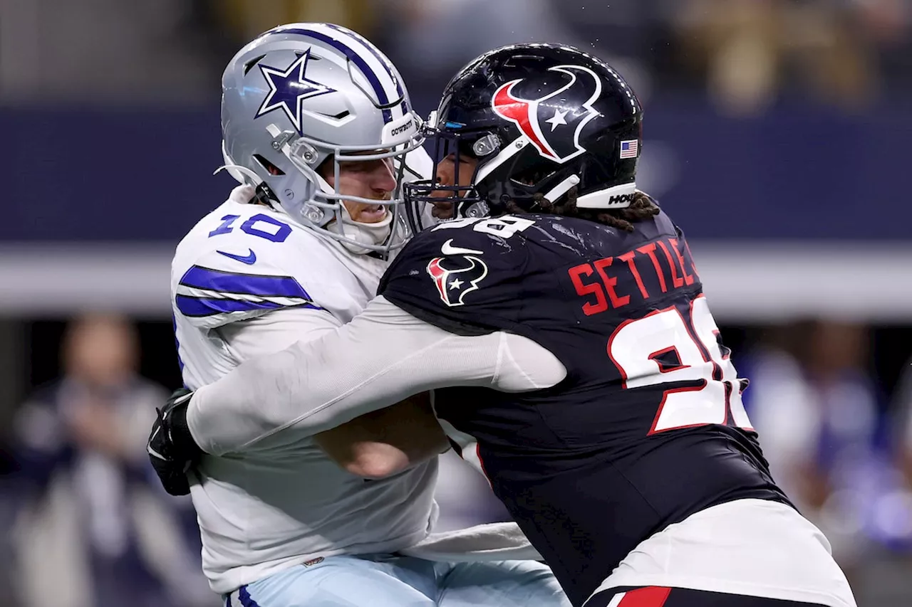 Texans never trail while handing Cowboys fifth straight loss, 34-10