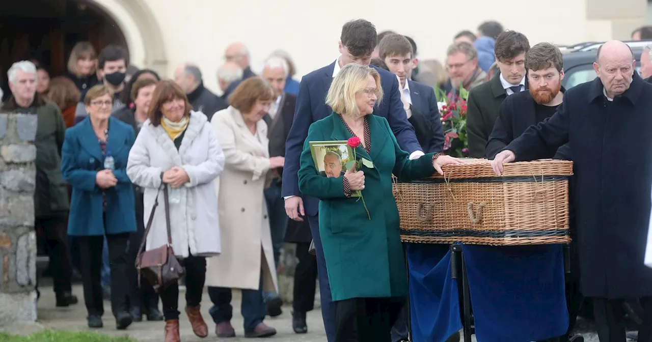 John Creedon tells mourners Jon Kenny 'sprinkled laughing dust' everywhere