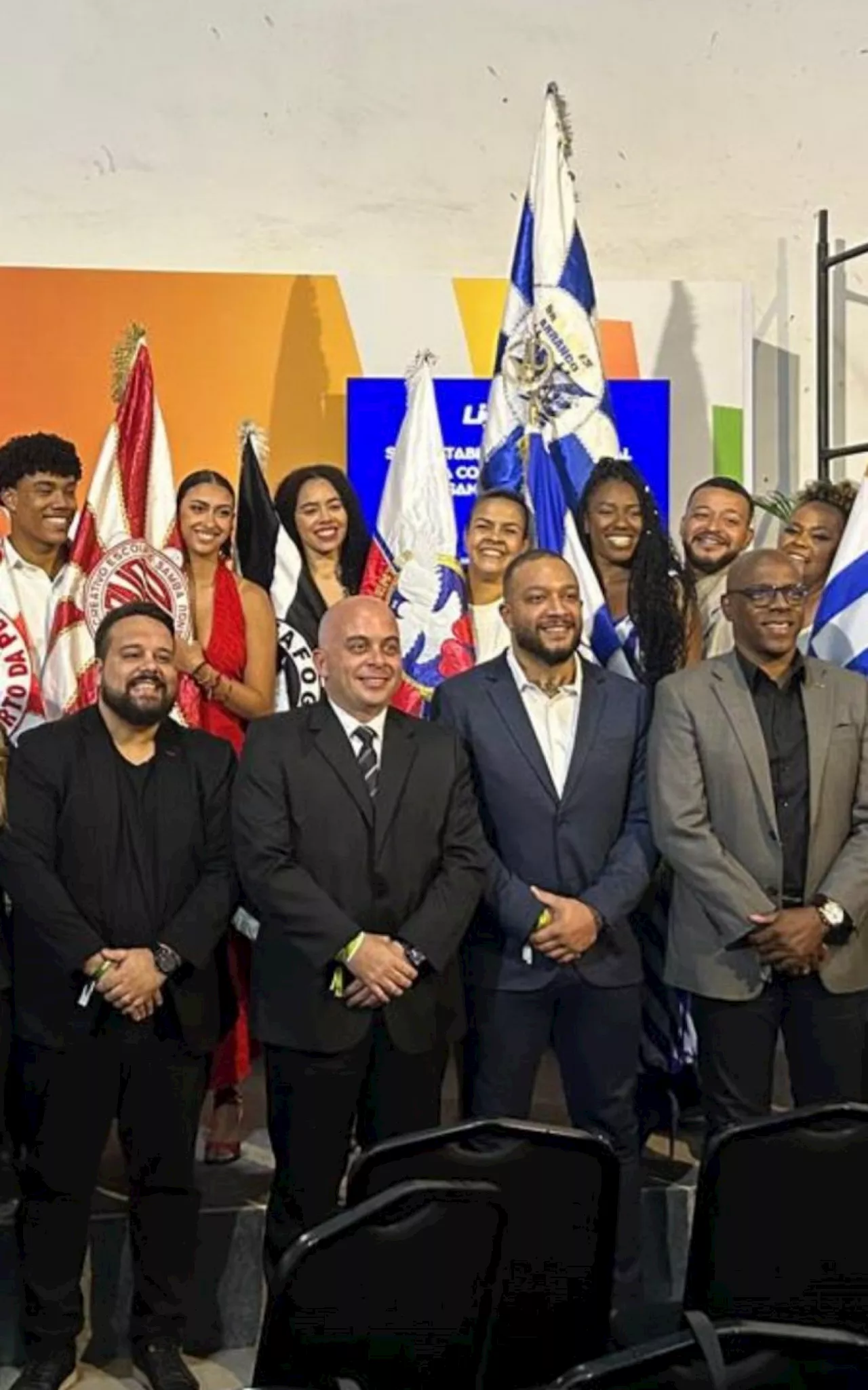 Inocentes de Belford Roxo participa da Cúpula Social do G20