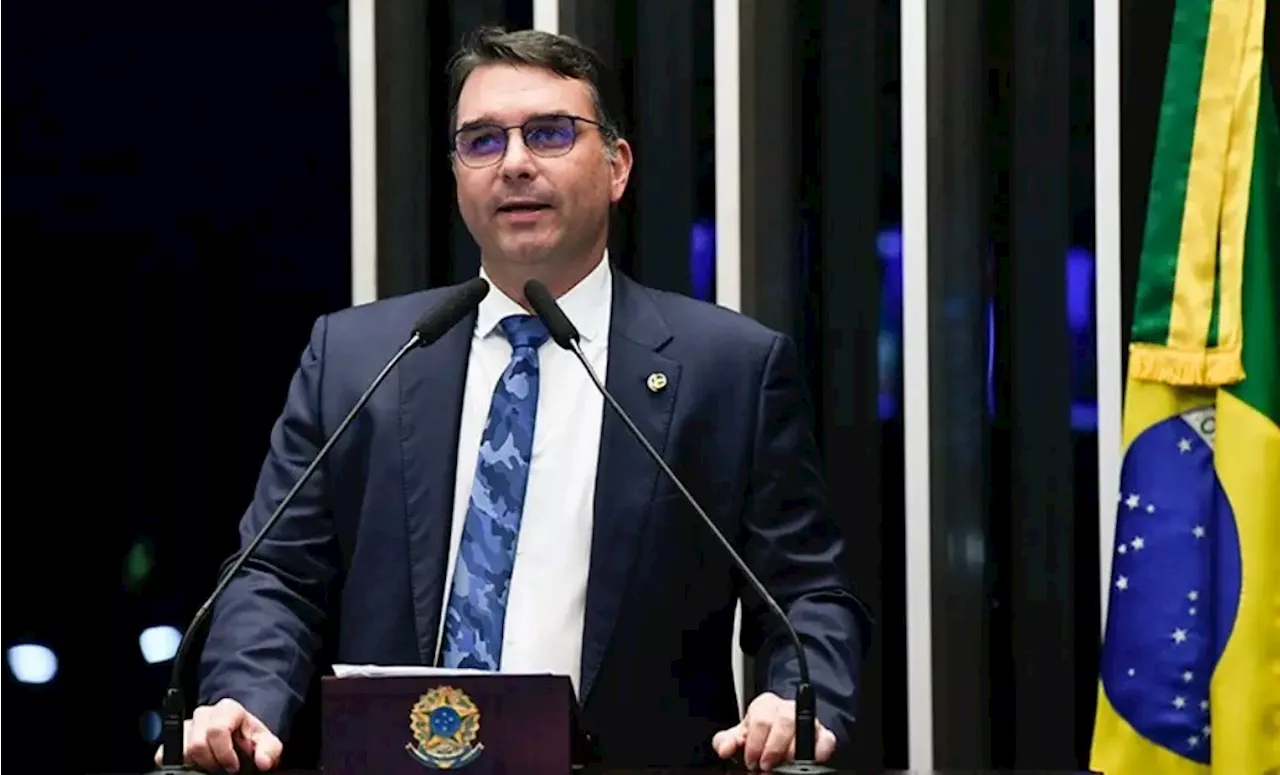 'Pensar em matar não é crime', afirma Flávio Bolsonaro sobre plano contra Lula e Alckmin