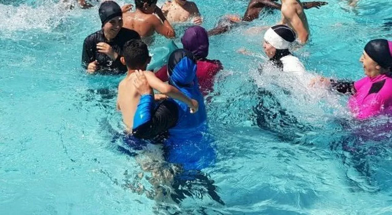 Piscina comunale per sole donne: «Come gli hammam nei Paesi arabi». Ma la proposta non piace a tutti