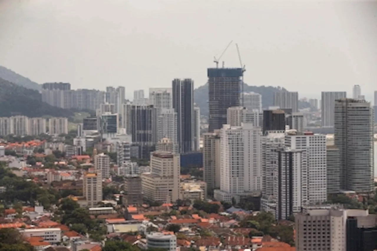 Jelutong girl dead after falling eight floors in secondary school