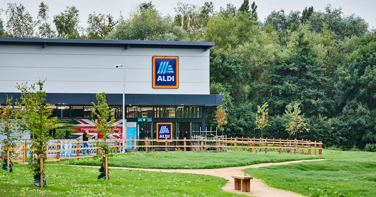 Aldi puts out urgent recall on Christmas food amid fears people could get ill