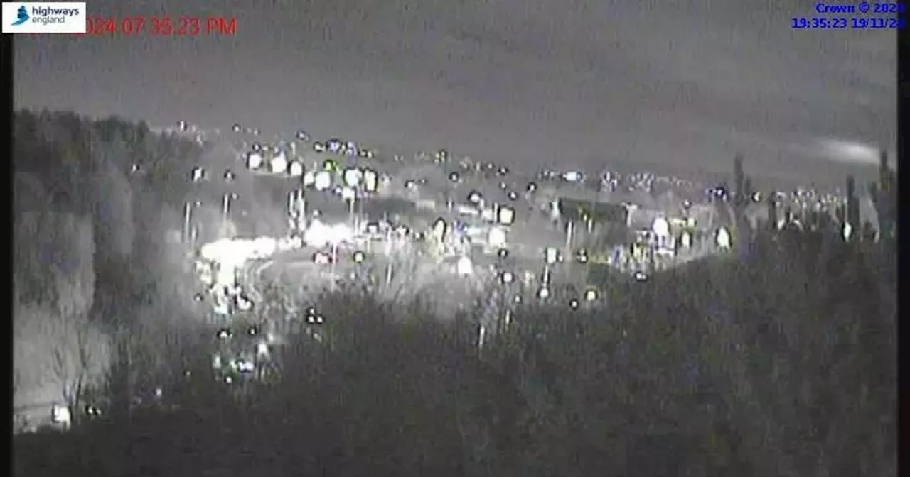 LIVE M60 traffic as motorway closed following multi-vehicle collision