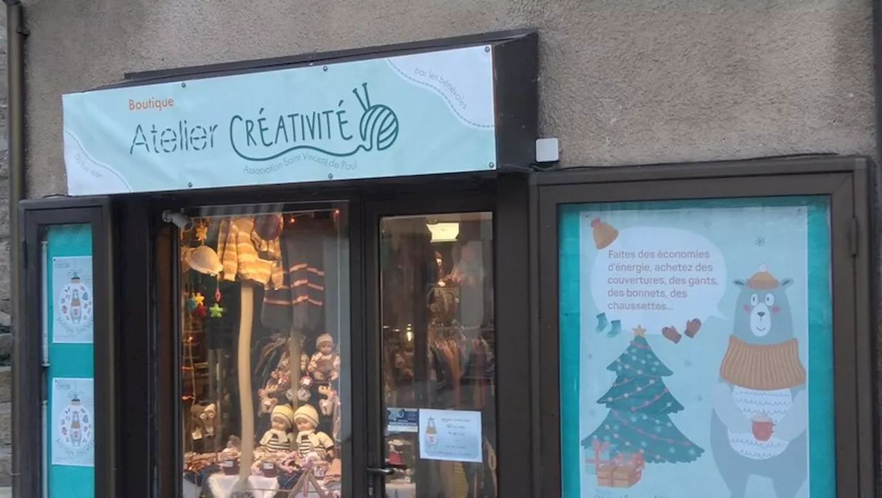 L’atelier créativité de l’association Saint-Vincent-de-Paul vend ses réalisations pour Noël