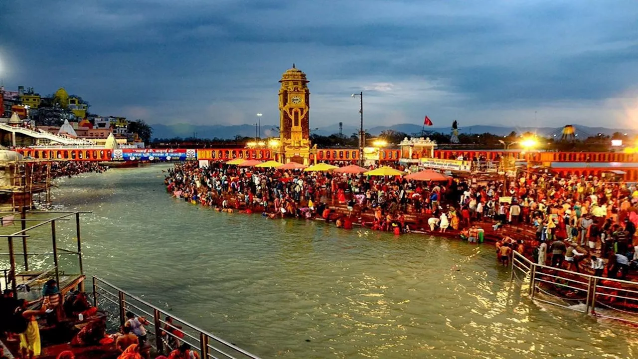 Maha Kumbh 2025: अखाड़ा परिषद की बैठक में भूमि आवंटन पर सहमति, धर्म संसद में उठेगा सनातन बोर्ड का मुद्दा