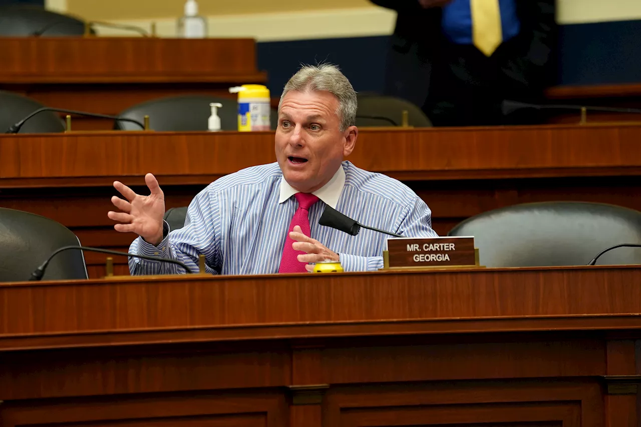 Congressman Urges Colleagues to Sleep in Their Offices, Use House Gym