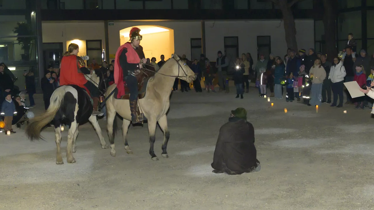 Beim Groß-Enzersdorfer Martinsfest wurde der Mantel geteilt