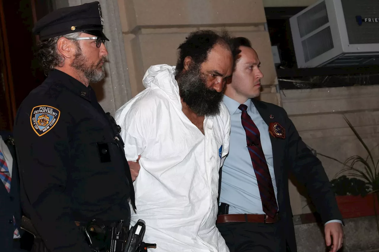 New York let a crazy career criminal roam the streets and now three people are dead