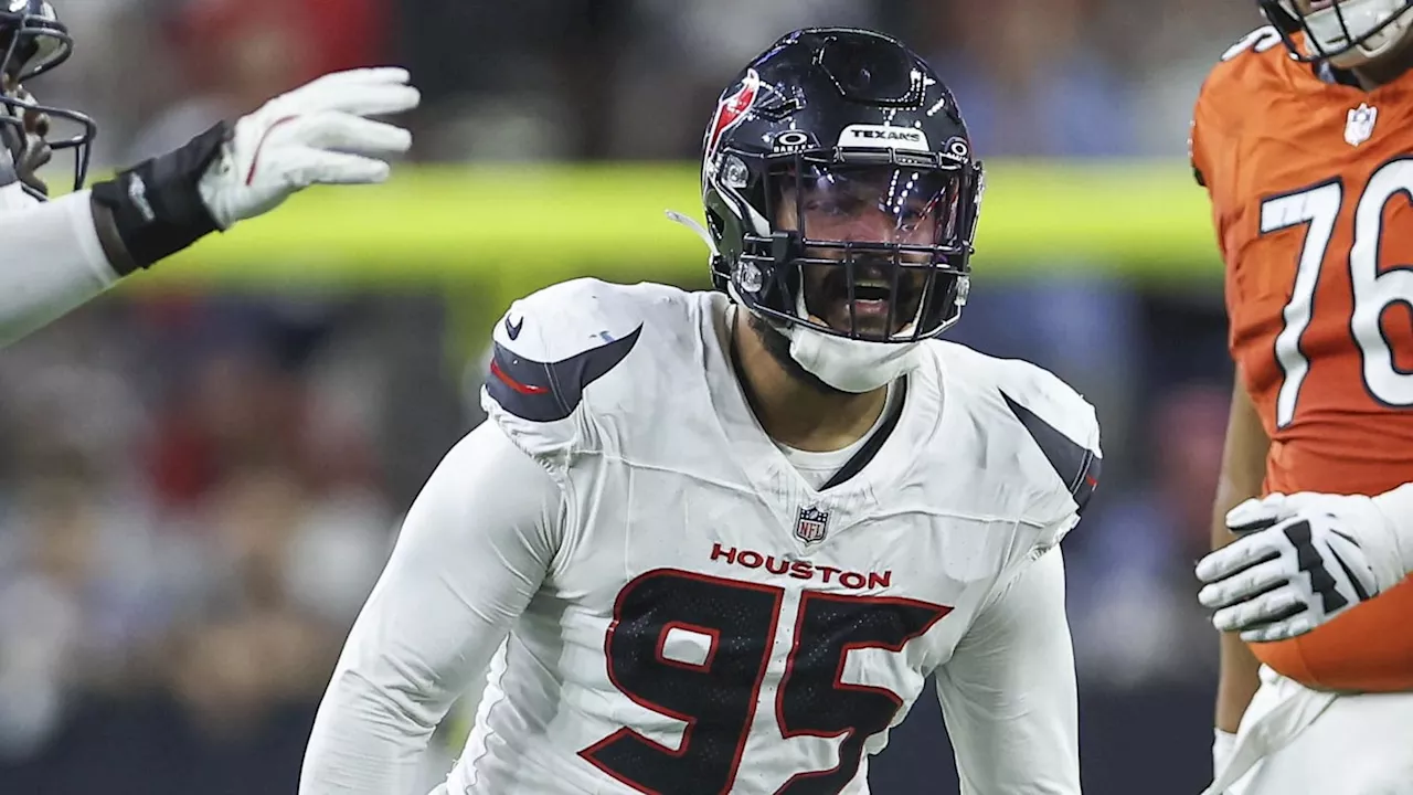 Houston Texans’ Big Man Scores on Wild Dallas Cowboys Fumble Play