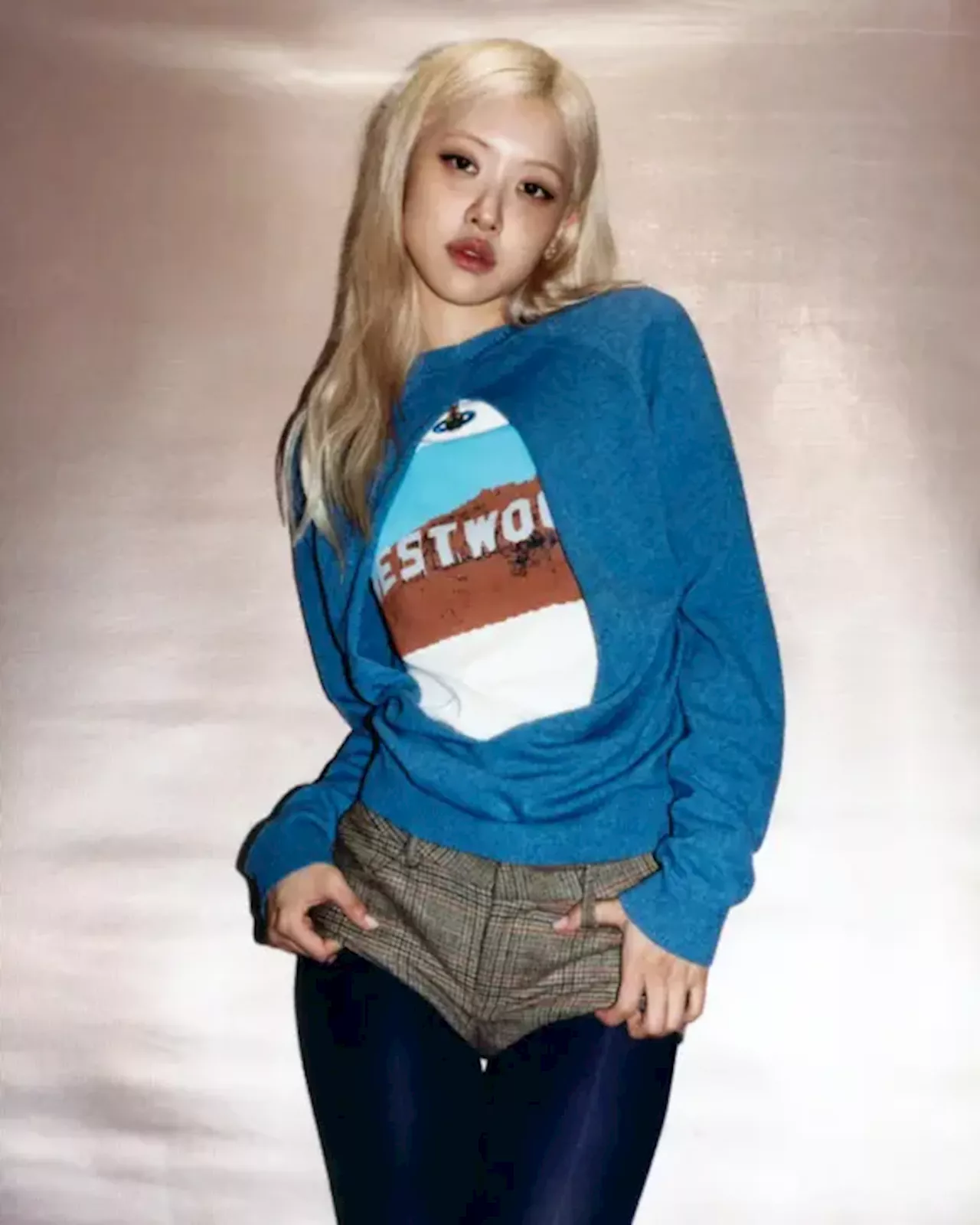 BLACKPINK ロゼ、渦中のNewJeansに言及も…ソロアルバムへの意気込み語る「新たに目指す夢」