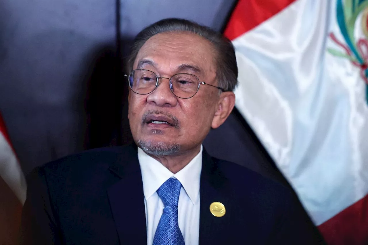 Comms Ministry should release unedited video of Anwar's CNN interview, says Pasir Gudang MP