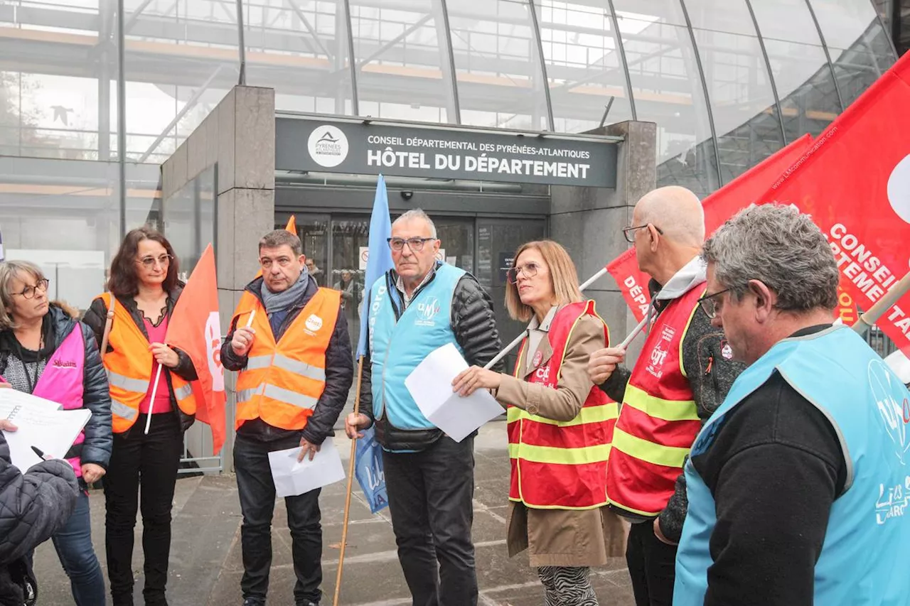 Pyrénées-Atlantiques : pour atténuer les coupes budgétaires, les syndicats du Département demandent de prioriser le social