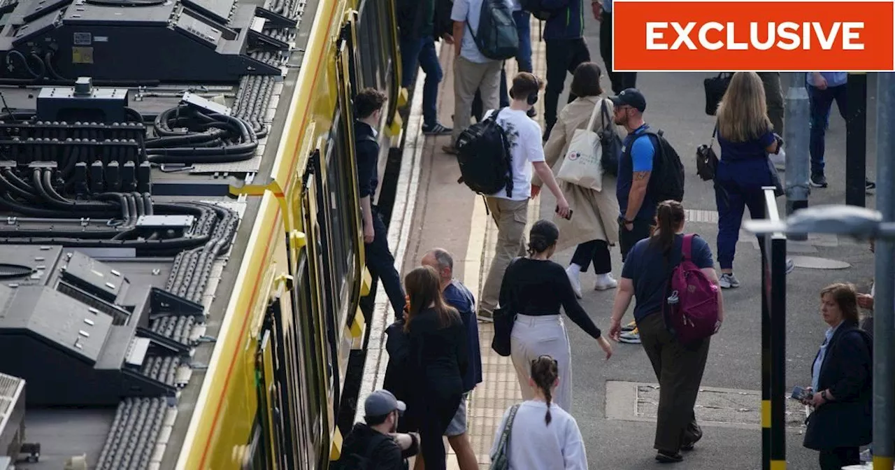 Northern rail staff offered pay deals for Sunday working to fix train chaos