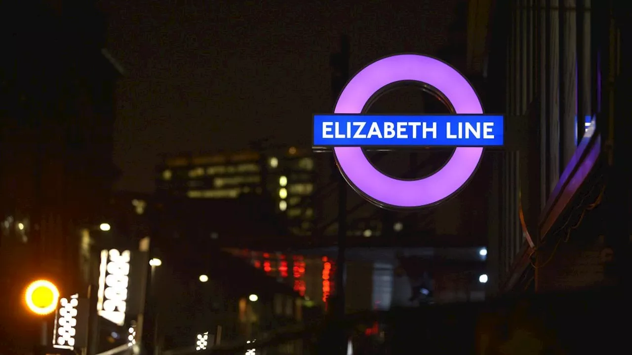 RMT criticises TfL decision to grant Elizabeth Line contract to private operator