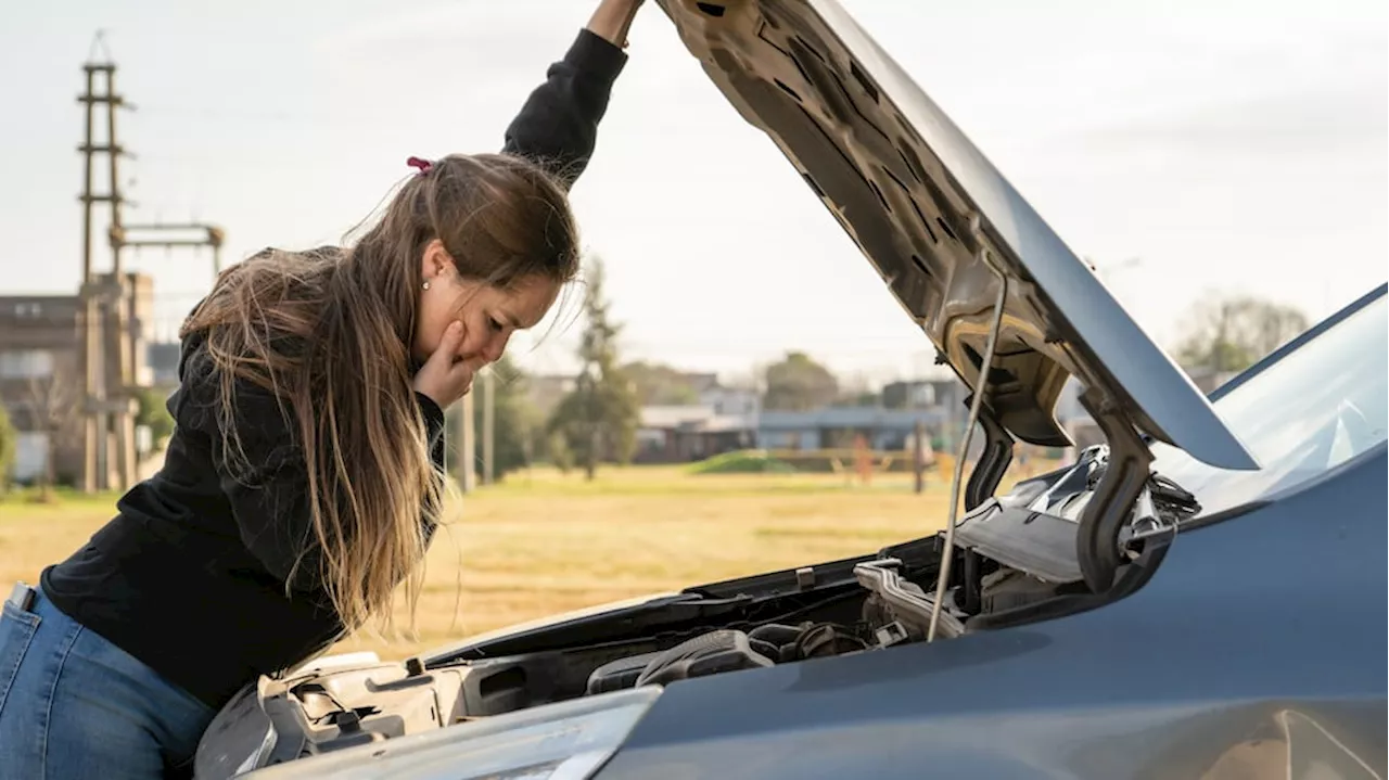 Sin empujar: cómo hay que arrancar el auto si ya no tiene batería para evitar más problemas