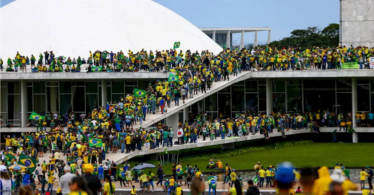 General preso era elo entre governo Bolsonaro e manifestantes, diz PF