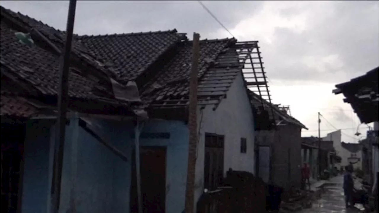 Ratusan Rumah di Klaten Rusak Diterjang Puting Beliung