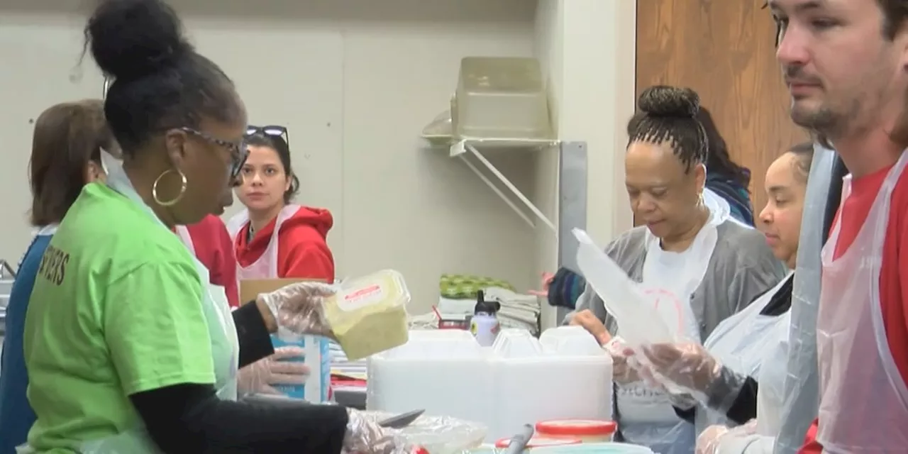 Salvation Army needs volunteers, donations ahead of Thanksgiving