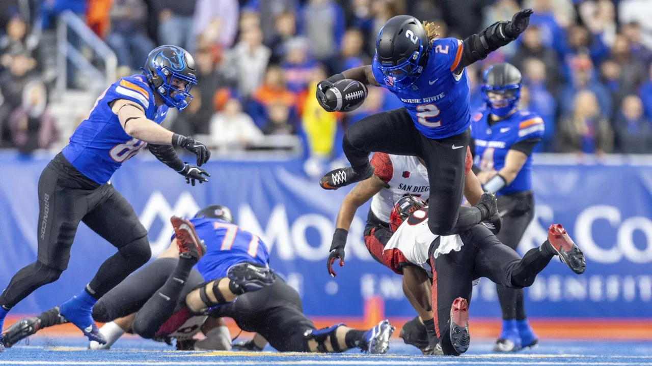 Ashton Jeanty, Maddux Madsen help No. 15 Boise State rout San Diego State 56-24