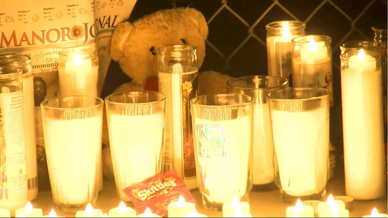 Hundreds attend Manor ISD candlelight vigil for Manor Senior student killed