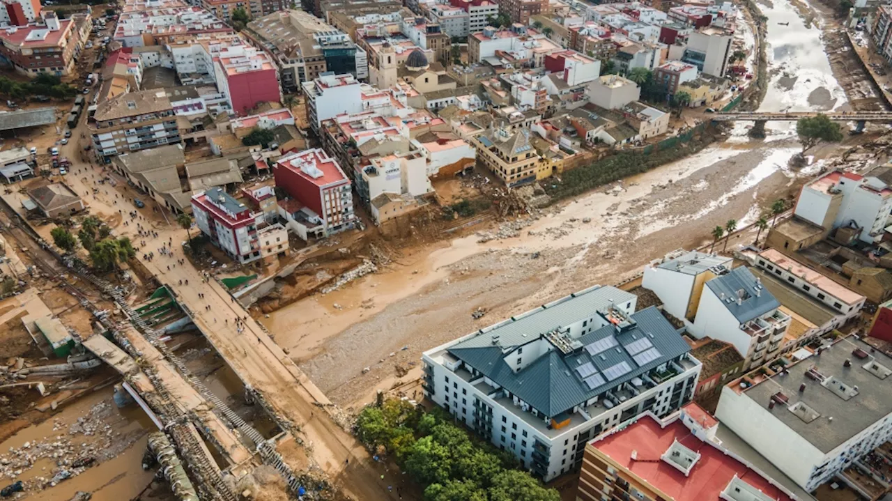 Spain to send 10,000 soldiers, police to Valencia after deadly floods