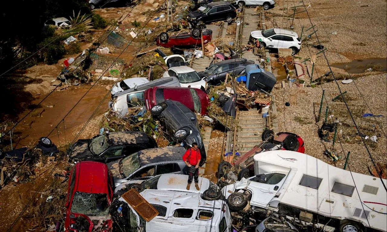 El Gobierno español eleva a 211 los fallecidos por el temporal en Valencia