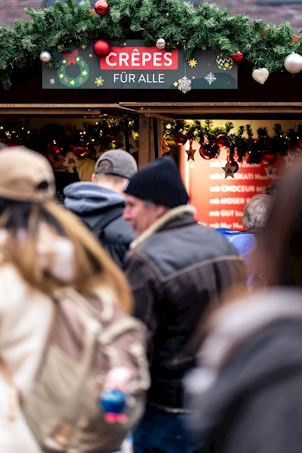 Aldi-Weihnachtsmarkt in Köln: Glühwein für 1 Euro ab November